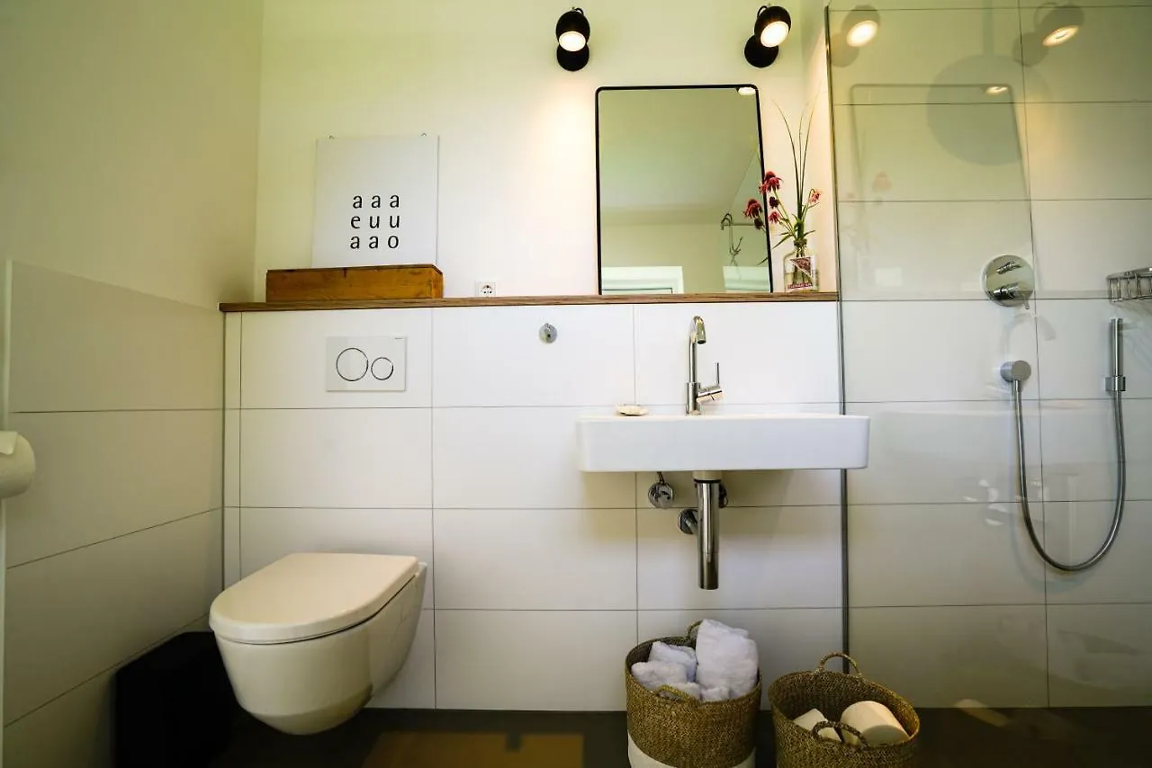 Haus Am See - Meerbusch / Duesseldorf Дом отдыха